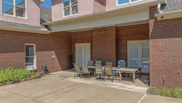 9462 Alysbury Place
