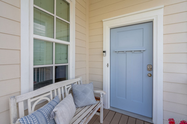 124 Hillbrook Drive