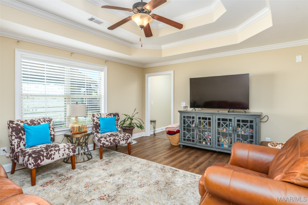 8233 RYAN RIDGE Loop