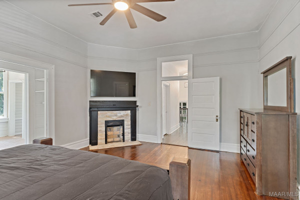 264 E Fairview Avenue