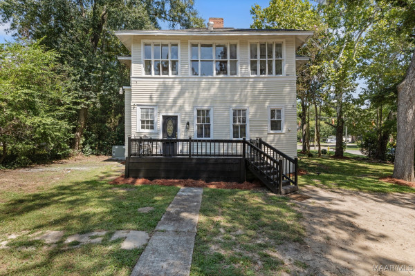 264 E Fairview Avenue