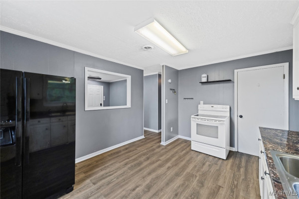 5194 Friendship Road