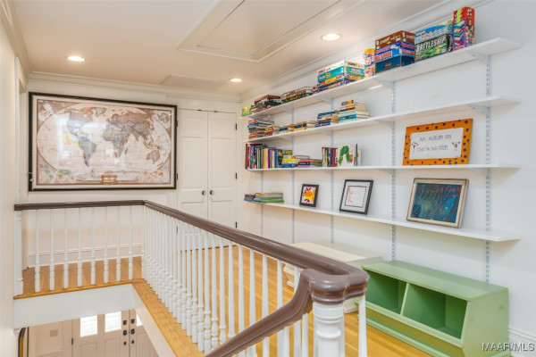 2550 Woodley Road