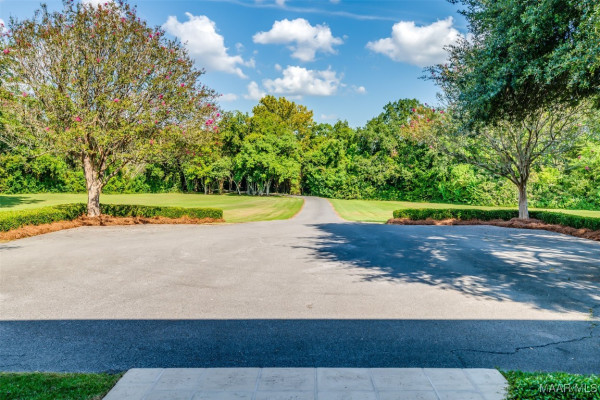 2550 Woodley Road