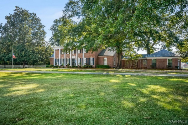 101 St Thomas Avenue