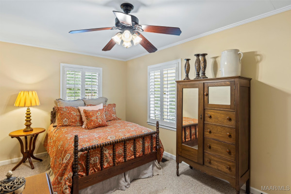 3266 Lancaster Lane