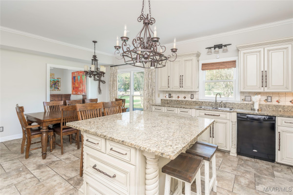 9134 Vaughn Road
