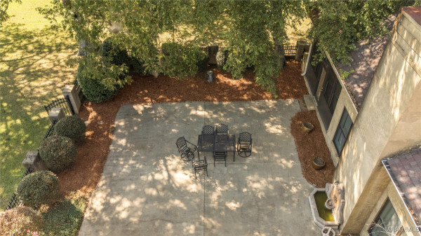 9134 Vaughn Road