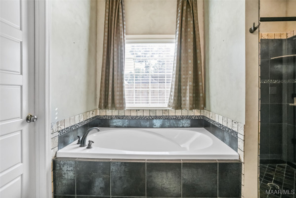 9472 Gunnison Drive