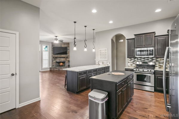 9472 Gunnison Drive