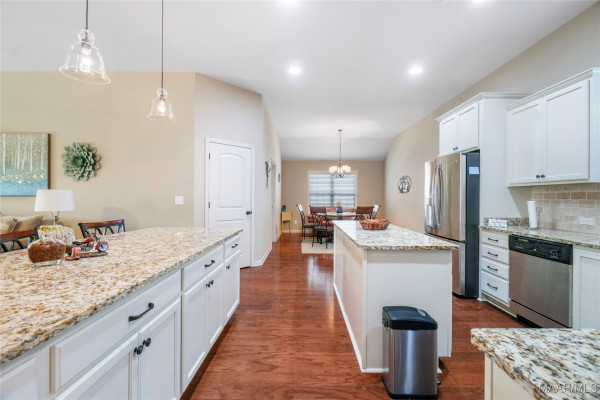 9412 TILLMAN Court