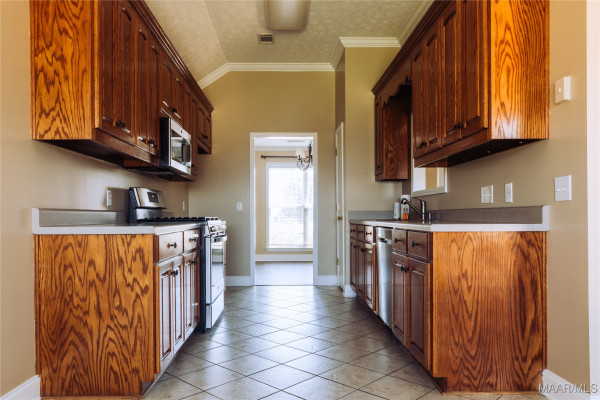 1920 Cedar Ridge Loop