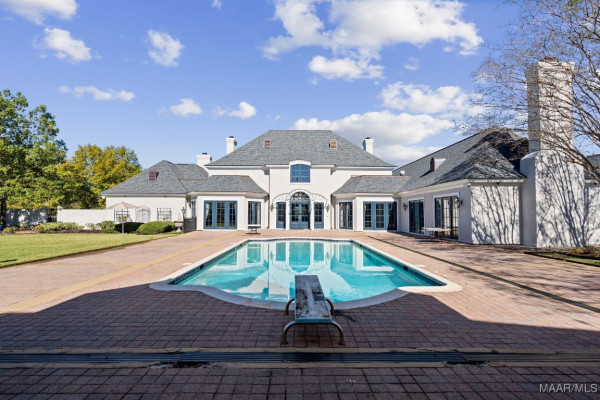 2290 Ray Thorington Road