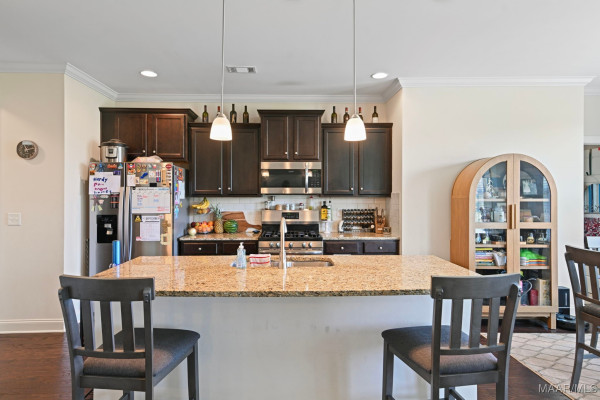 5531 Stapleton Drive