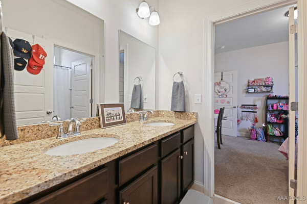 5531 Stapleton Drive