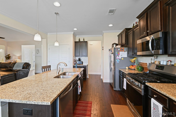 5531 Stapleton Drive