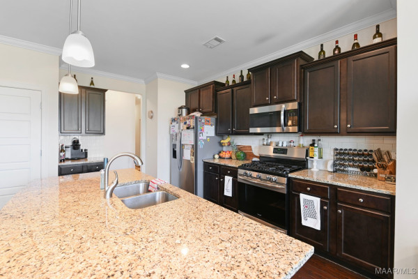 5531 Stapleton Drive