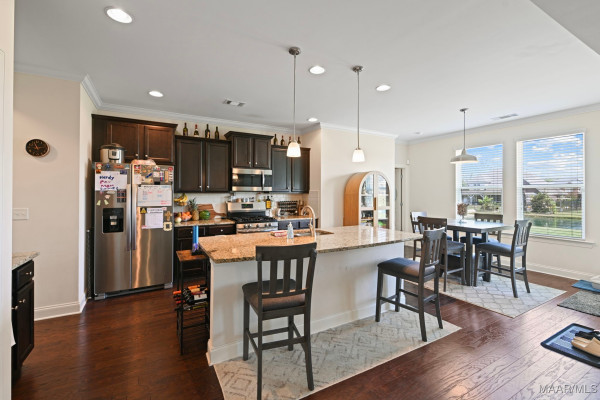 5531 Stapleton Drive