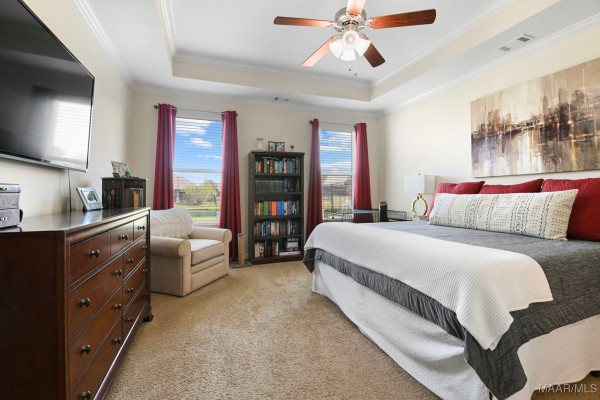 5531 Stapleton Drive