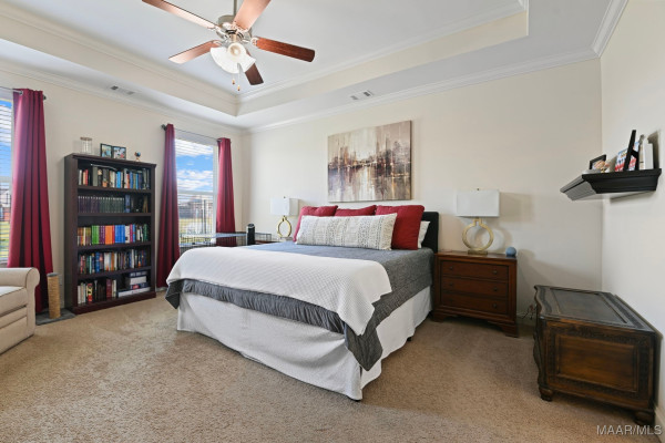 5531 Stapleton Drive