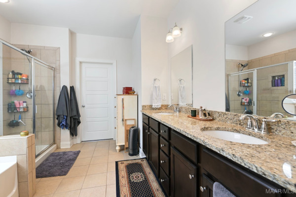 5531 Stapleton Drive