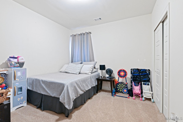 5531 Stapleton Drive