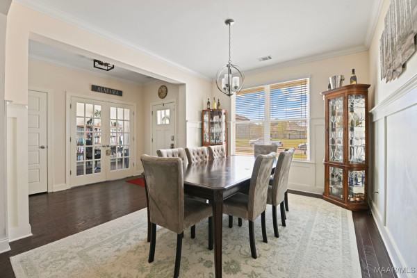 5531 Stapleton Drive