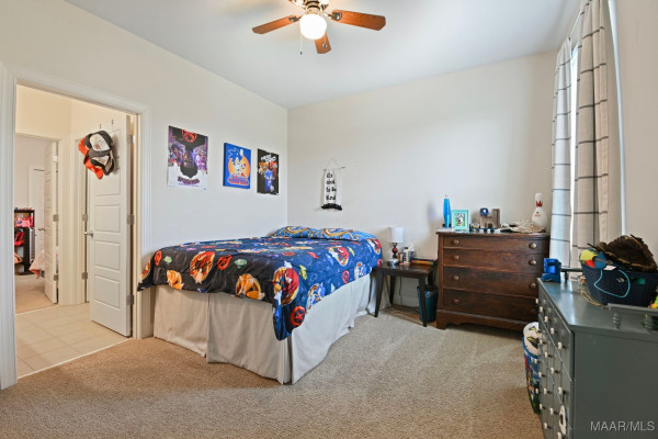 5531 Stapleton Drive