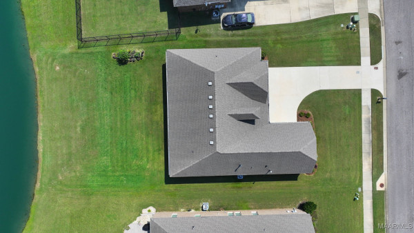 5531 Stapleton Drive