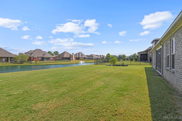 5531 Stapleton Drive