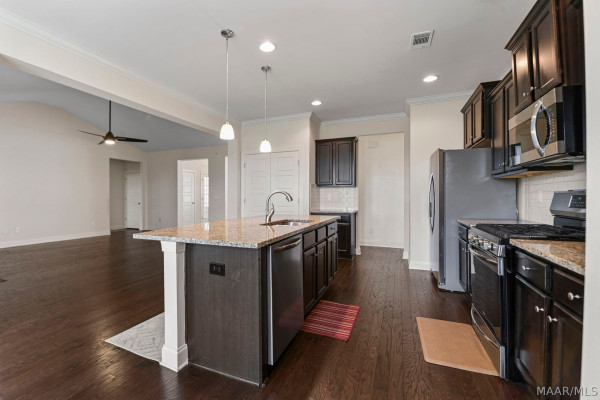 5531 Stapleton Drive