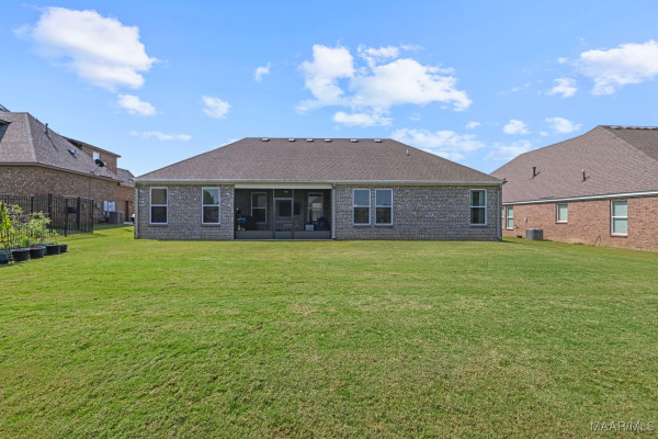 5531 Stapleton Drive
