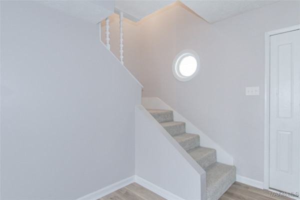 6307 Willow Glen Drive