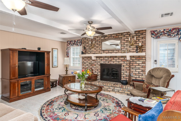 4391 Remington Road