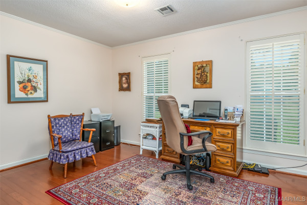 4391 Remington Road