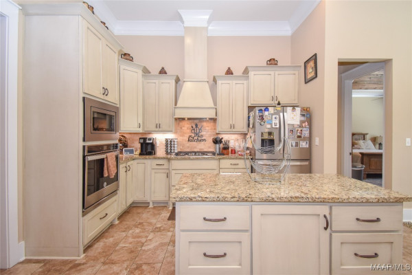 1148 Brookwood Drive