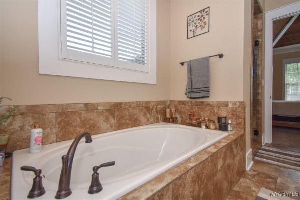 1148 Brookwood Drive