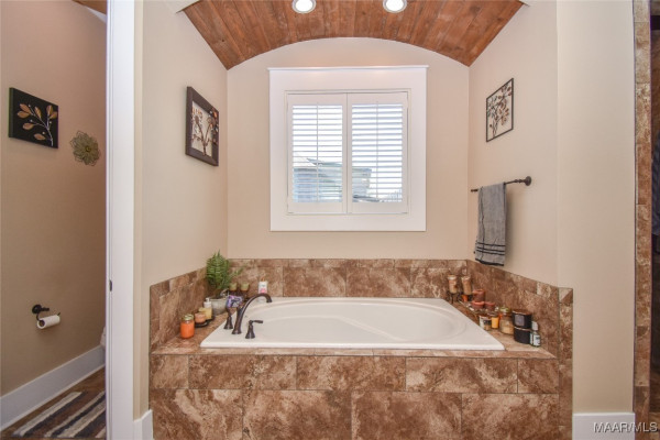 1148 Brookwood Drive