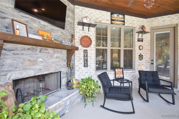 1148 Brookwood Drive