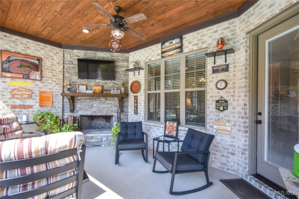 1148 Brookwood Drive