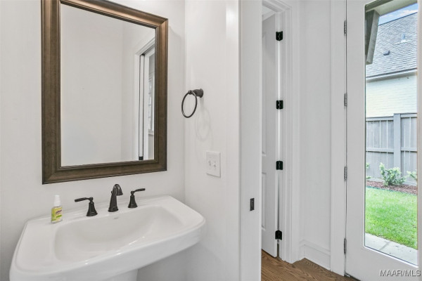 4831 Clerkenwell Street