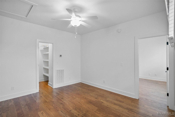 4831 Clerkenwell Street