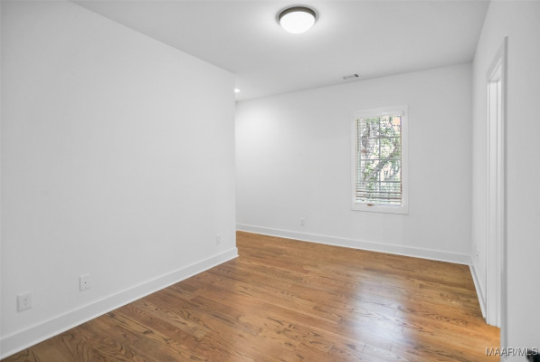 4831 Clerkenwell Street