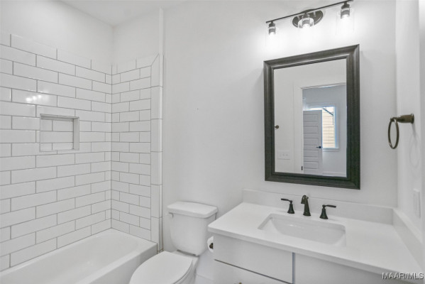 4831 Clerkenwell Street