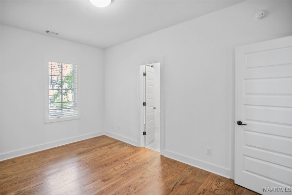 4831 Clerkenwell Street