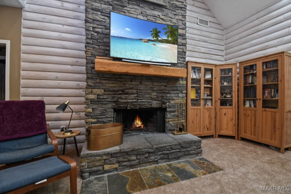 1565 Rolling Hills Drive