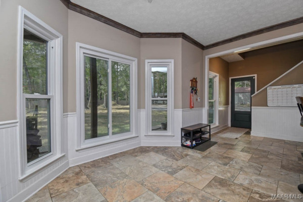 1565 Rolling Hills Drive