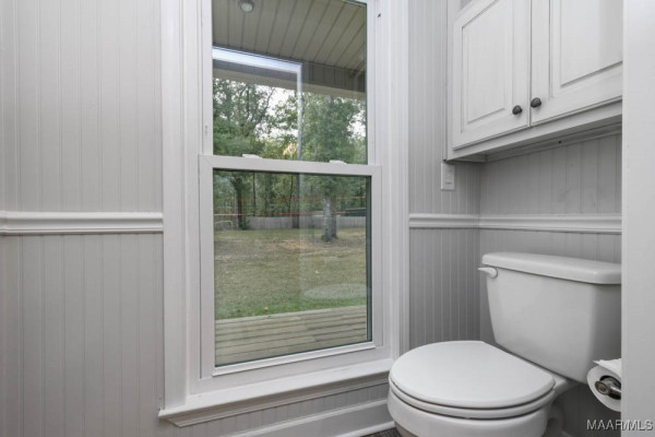 1565 Rolling Hills Drive