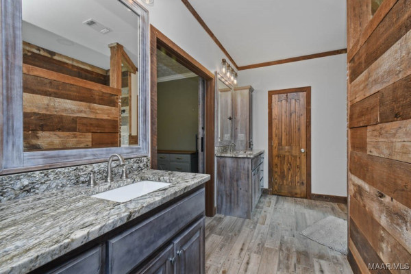 1565 Rolling Hills Drive