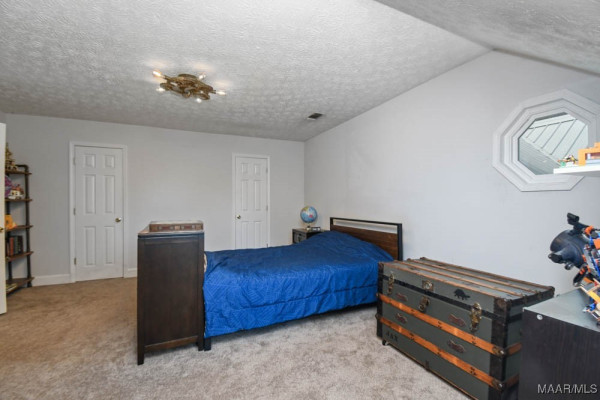 1565 Rolling Hills Drive